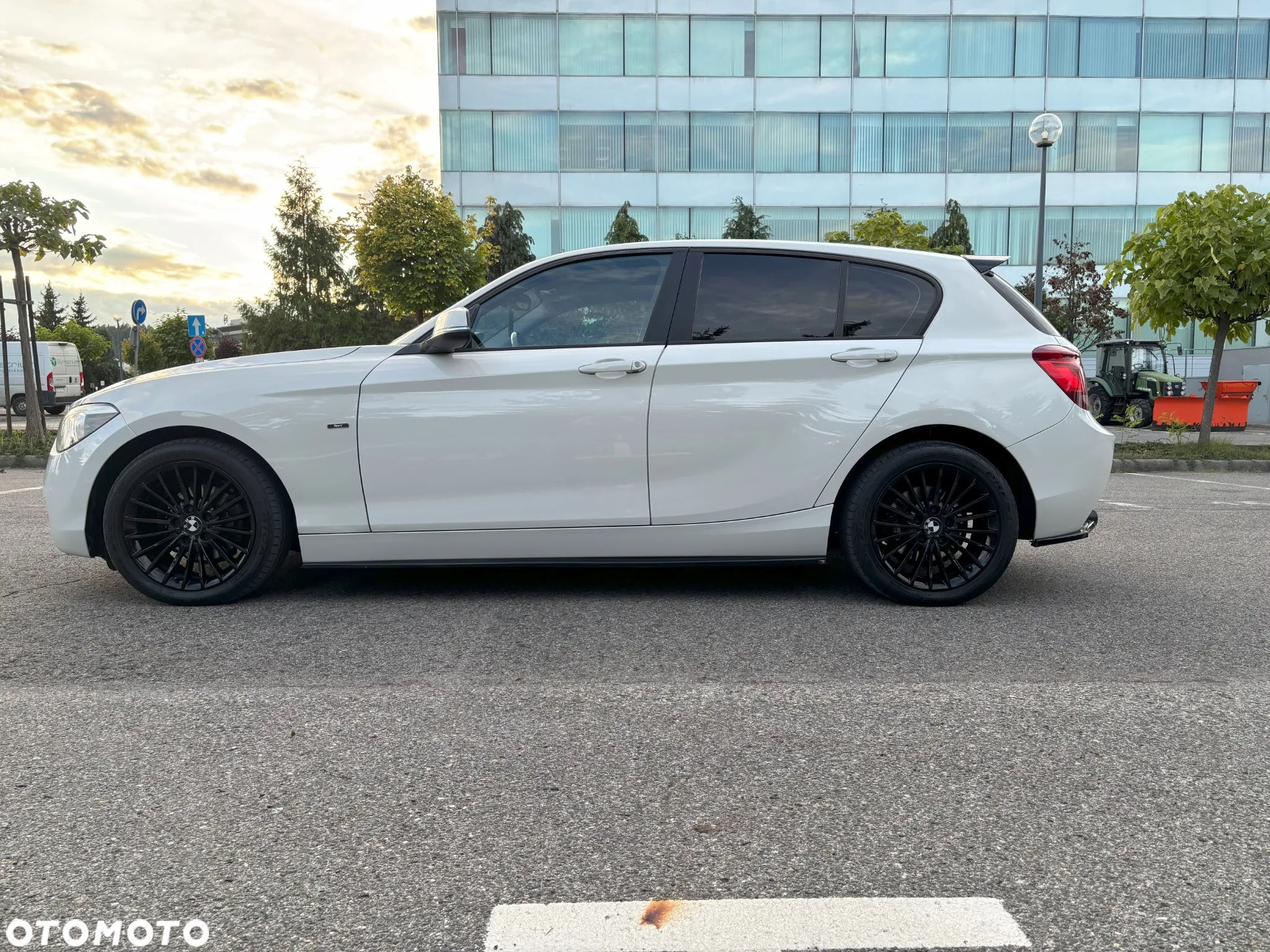 BMW Seria 1 116d Sport Line - 4