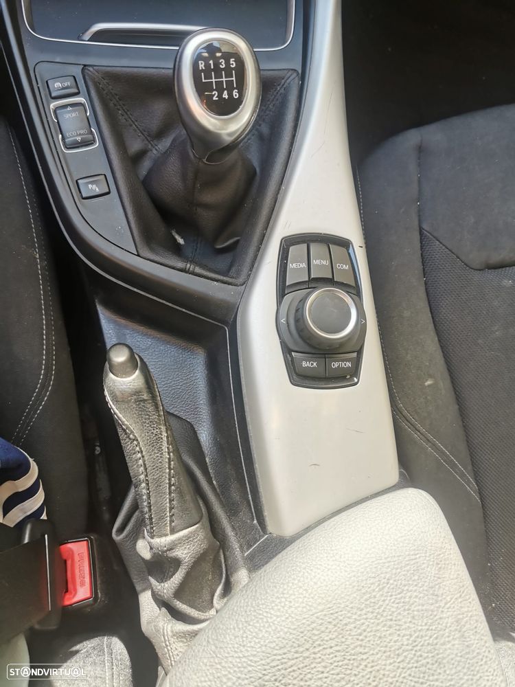 BMW 116 d EfficientDynamics - 14