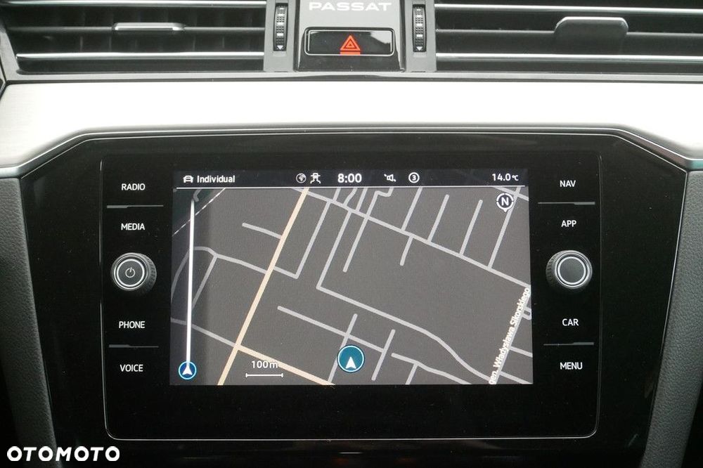 Volkswagen Passat Variant 2.0 TSI Elegance DSG - 22