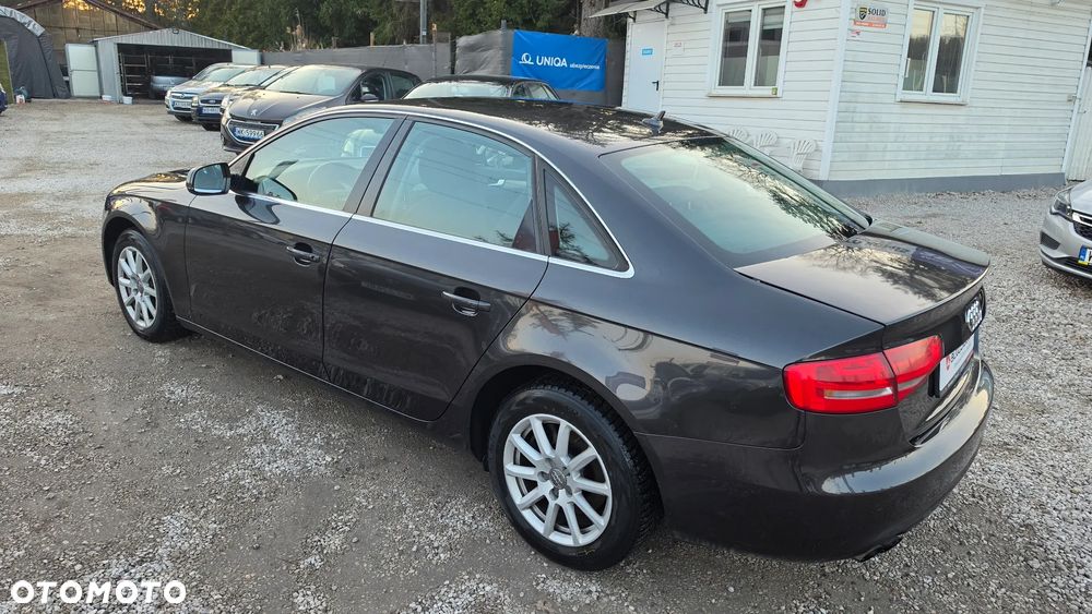 Audi A4 Limousine - 31