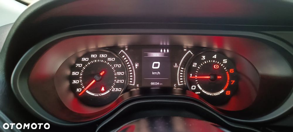 Fiat Tipo 1.4 16v Lounge EU6d - 20