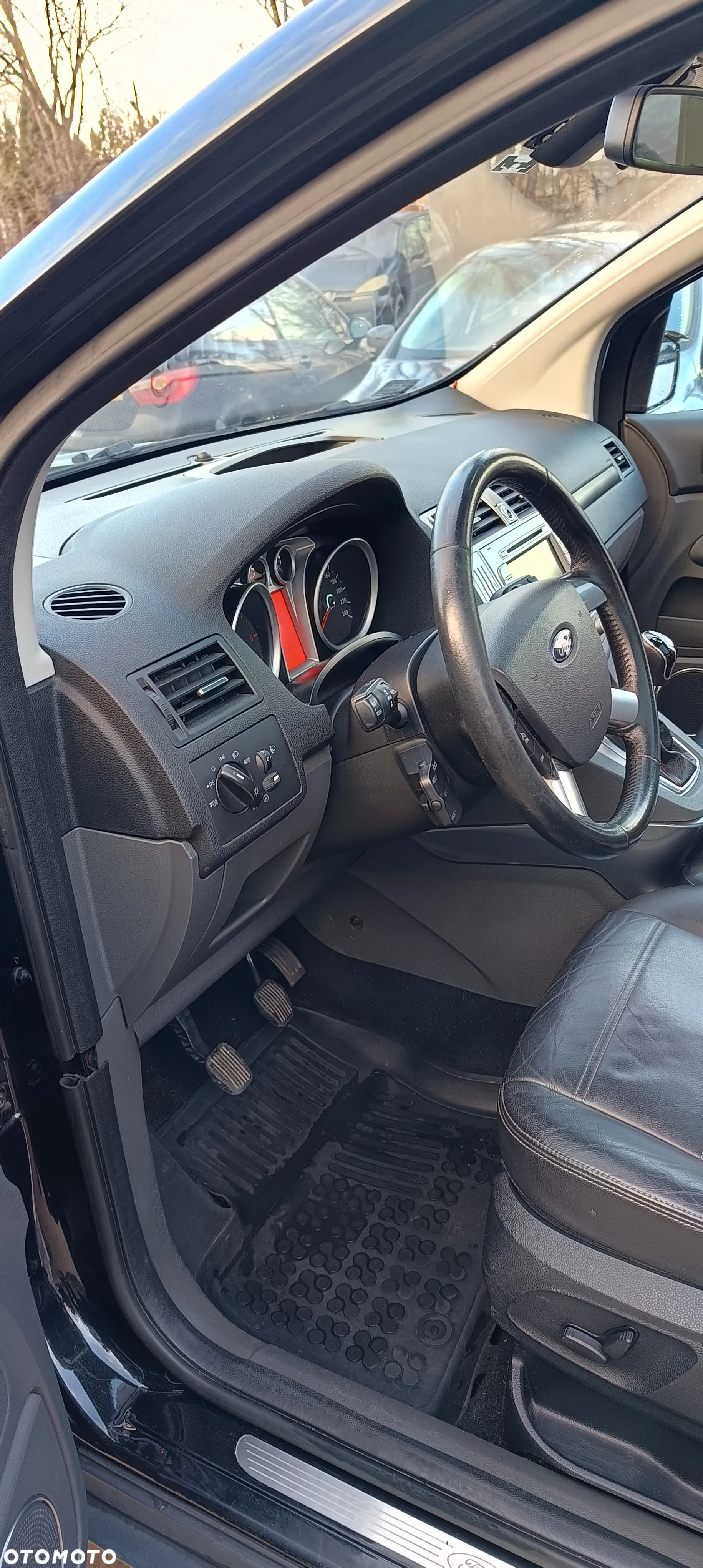 Ford Kuga 2.0 TDCi Titanium FWD - 10