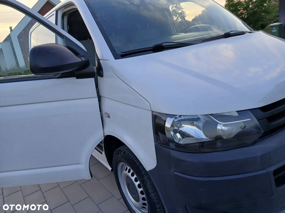 Volkswagen Transporter - 11