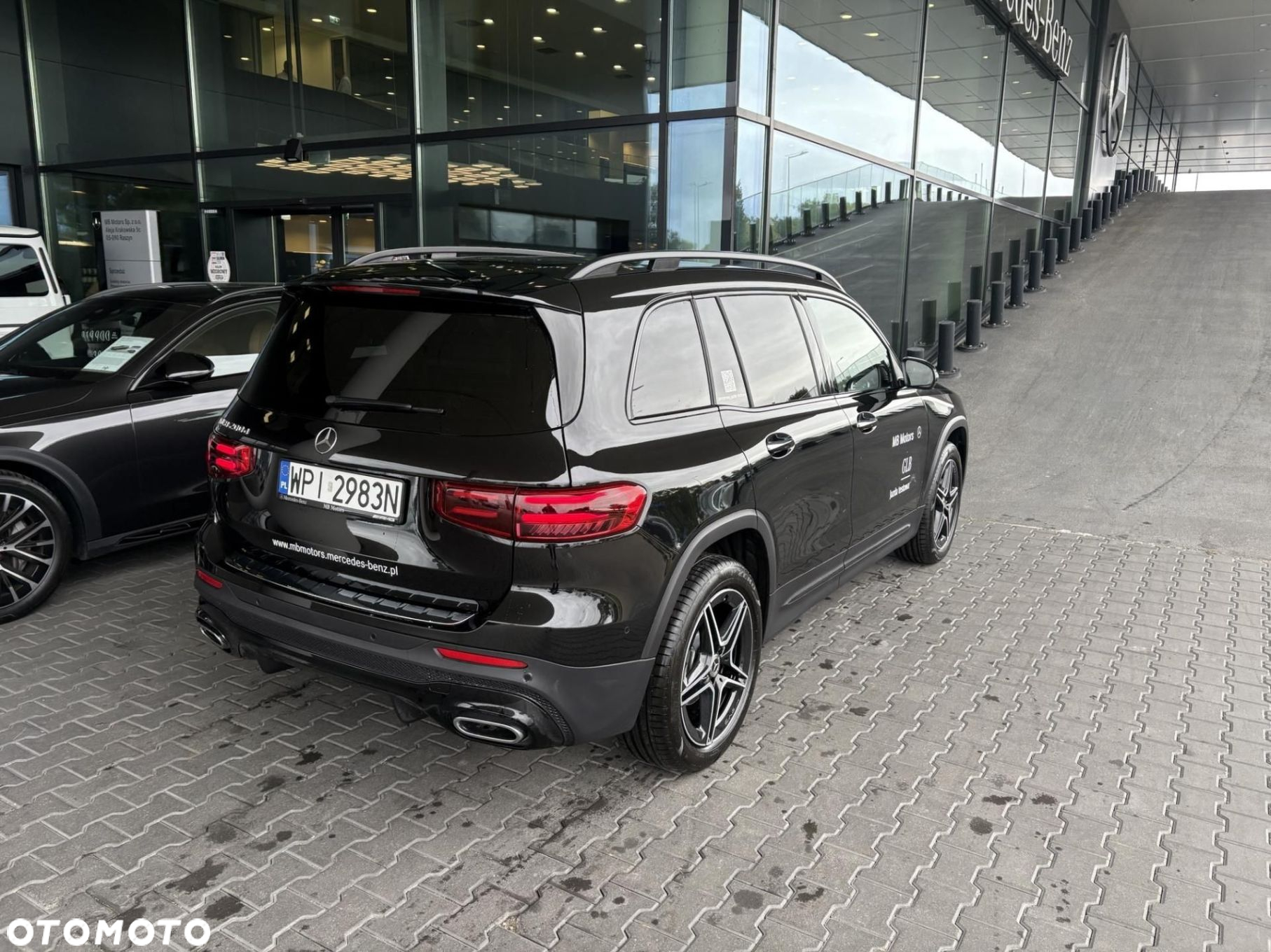 Mercedes-Benz GLB - 5