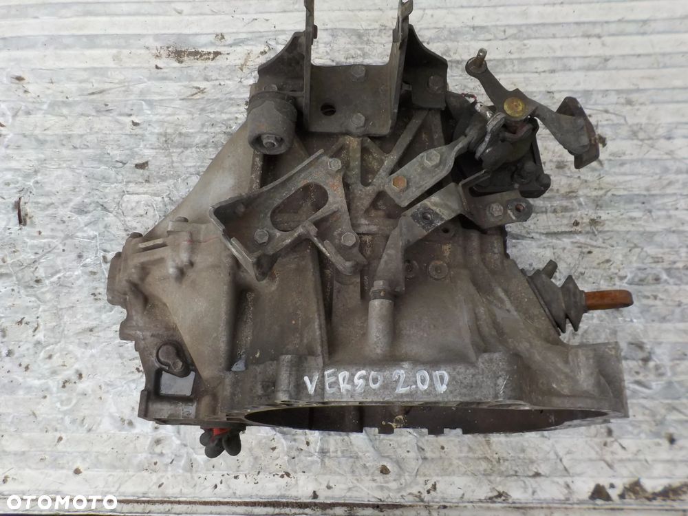 TOYOTA VERSO 2.0 D4D SKRZYNIA BIEGÓW - 1