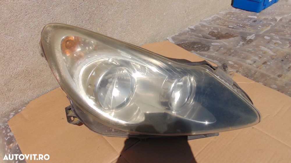 Far dreapta Opel Corsa D hatchback an 2006-2011 cod 13217454EH - 2