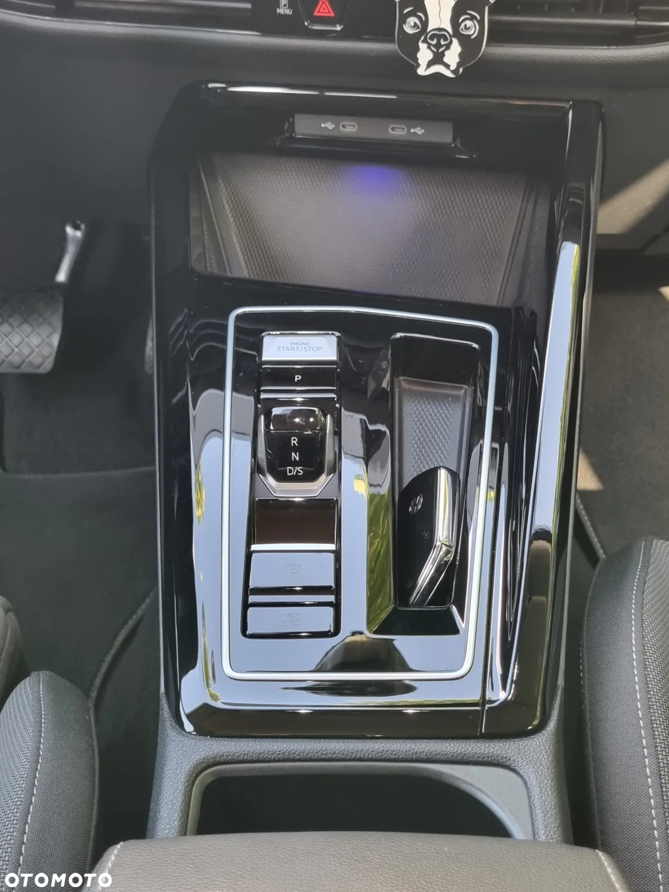 Volkswagen Golf - 11