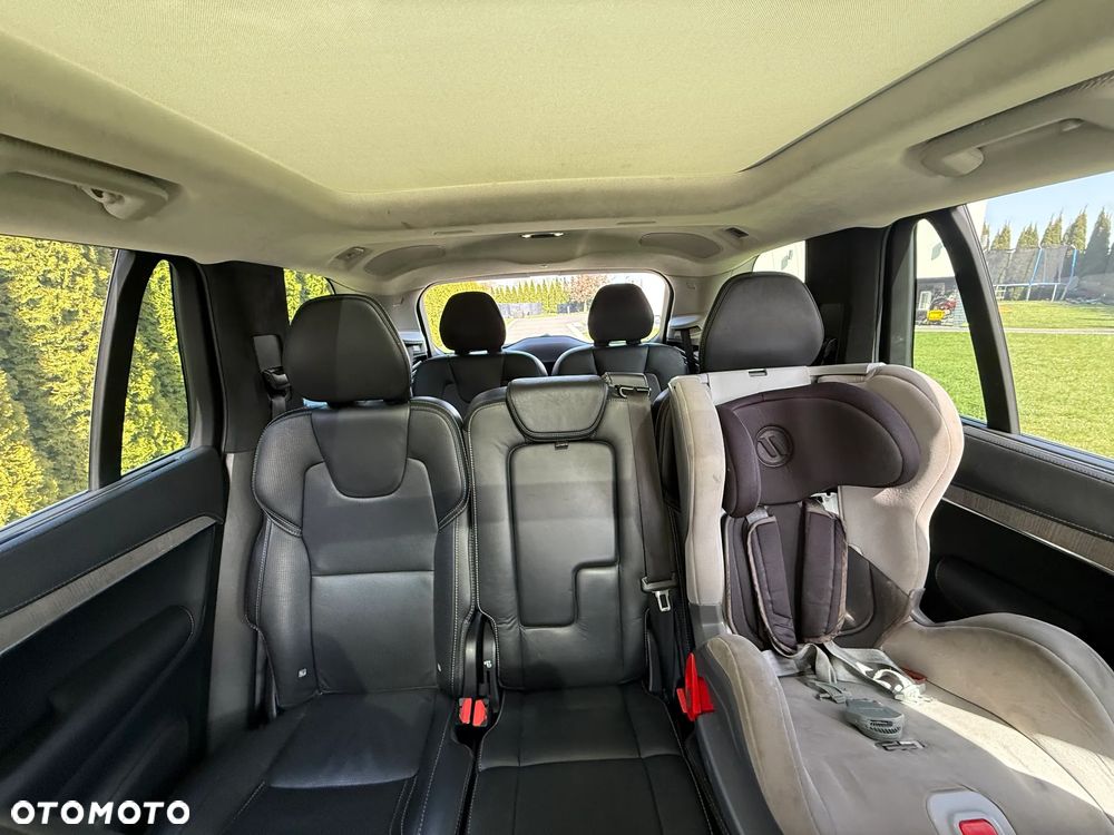 Volvo XC 90 T8 AWD Twin Engine Geartronic Inscription - 16
