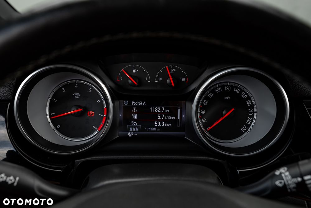 Opel Astra 1.4 Turbo Dynamic - 31