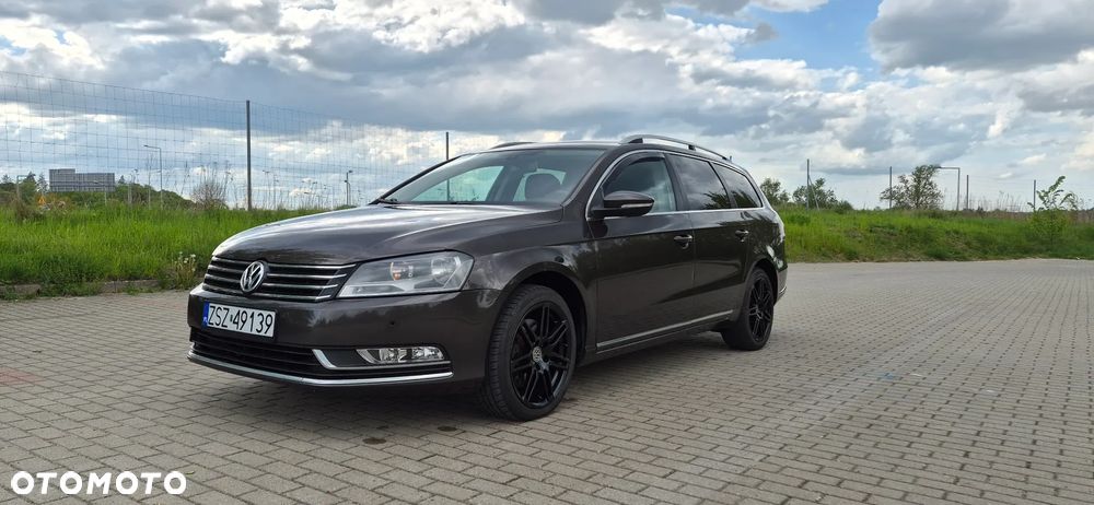 Volkswagen Passat 1.6 TDI Comfortline - 1
