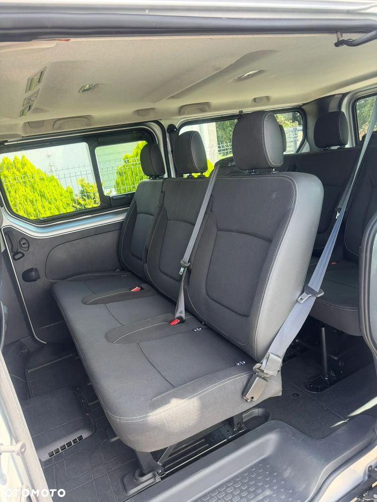 Nissan NV300 - 12