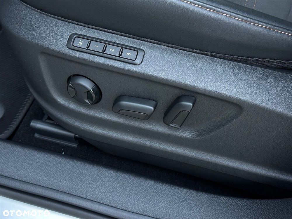 Cupra Ateca 1.5 TSI DSG - 11