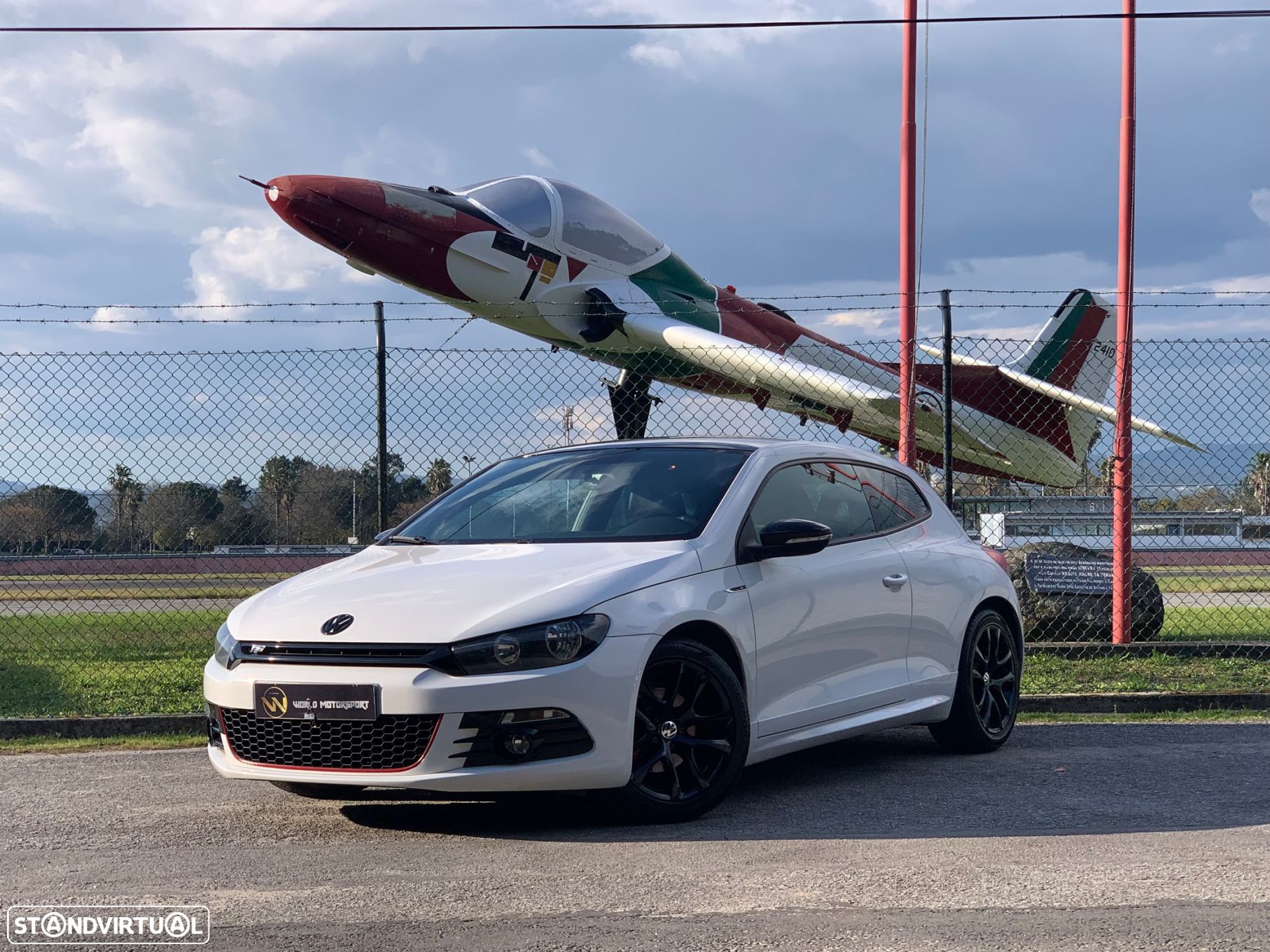 VW Scirocco 2.0 TDI R-Line DSG - 1