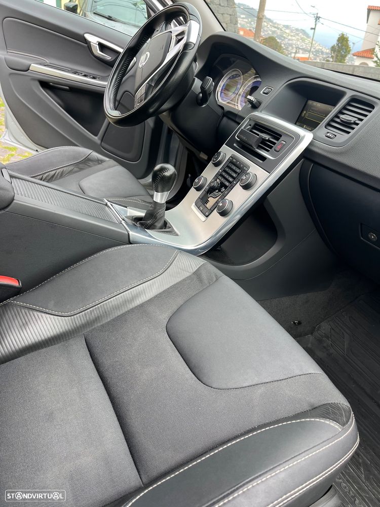 Volvo S60 1.6 D2 Drive R-Design Start/Stop - 15