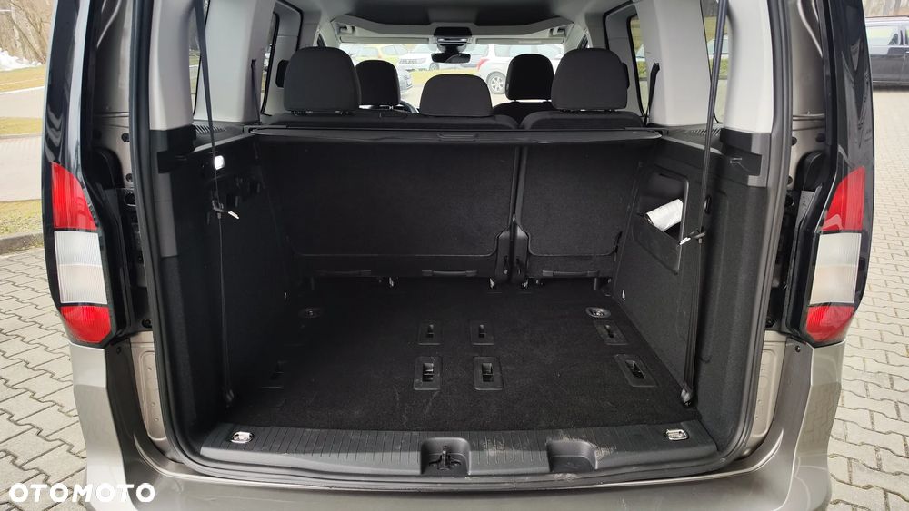 Ford Tourneo Connect 1.5 EcoBoost Titanium - 18