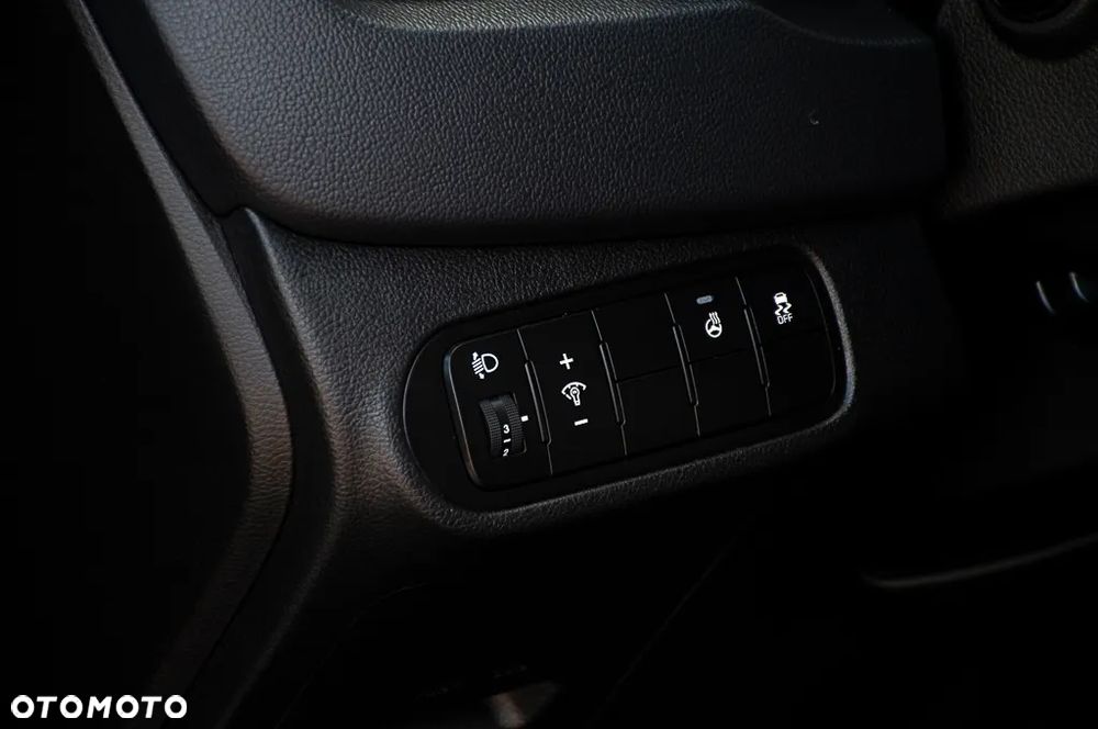 Kia Carens 1.6 GDI L 7os - 28