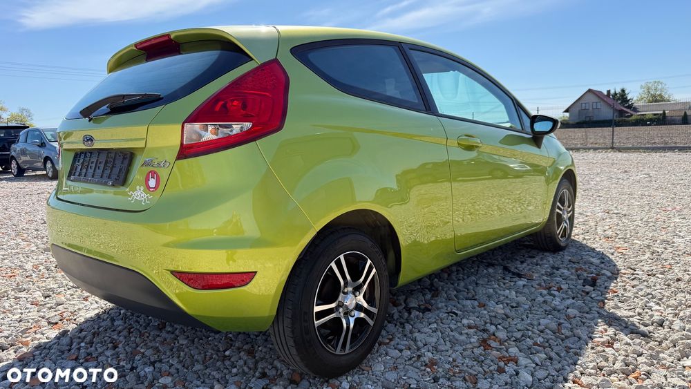 Ford Fiesta 1.25 Champions Edition - 25