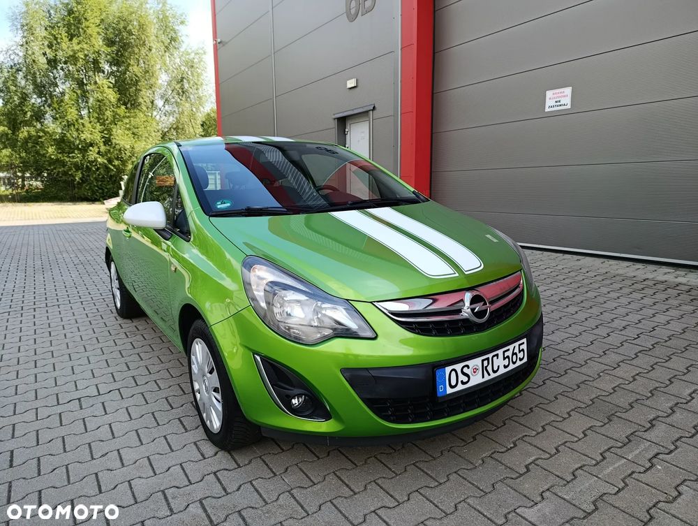 Opel Corsa 1.4 16V Sport - 1