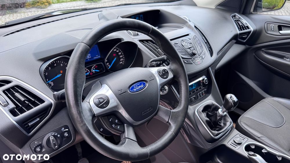 Ford Kuga 1.6 EcoBoost 2x4 Trend - 26