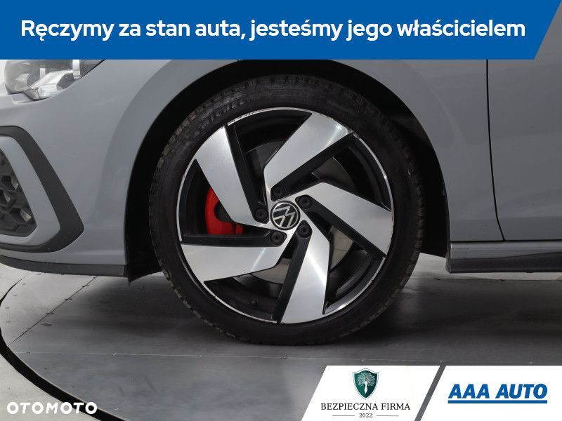 Volkswagen Golf - 17