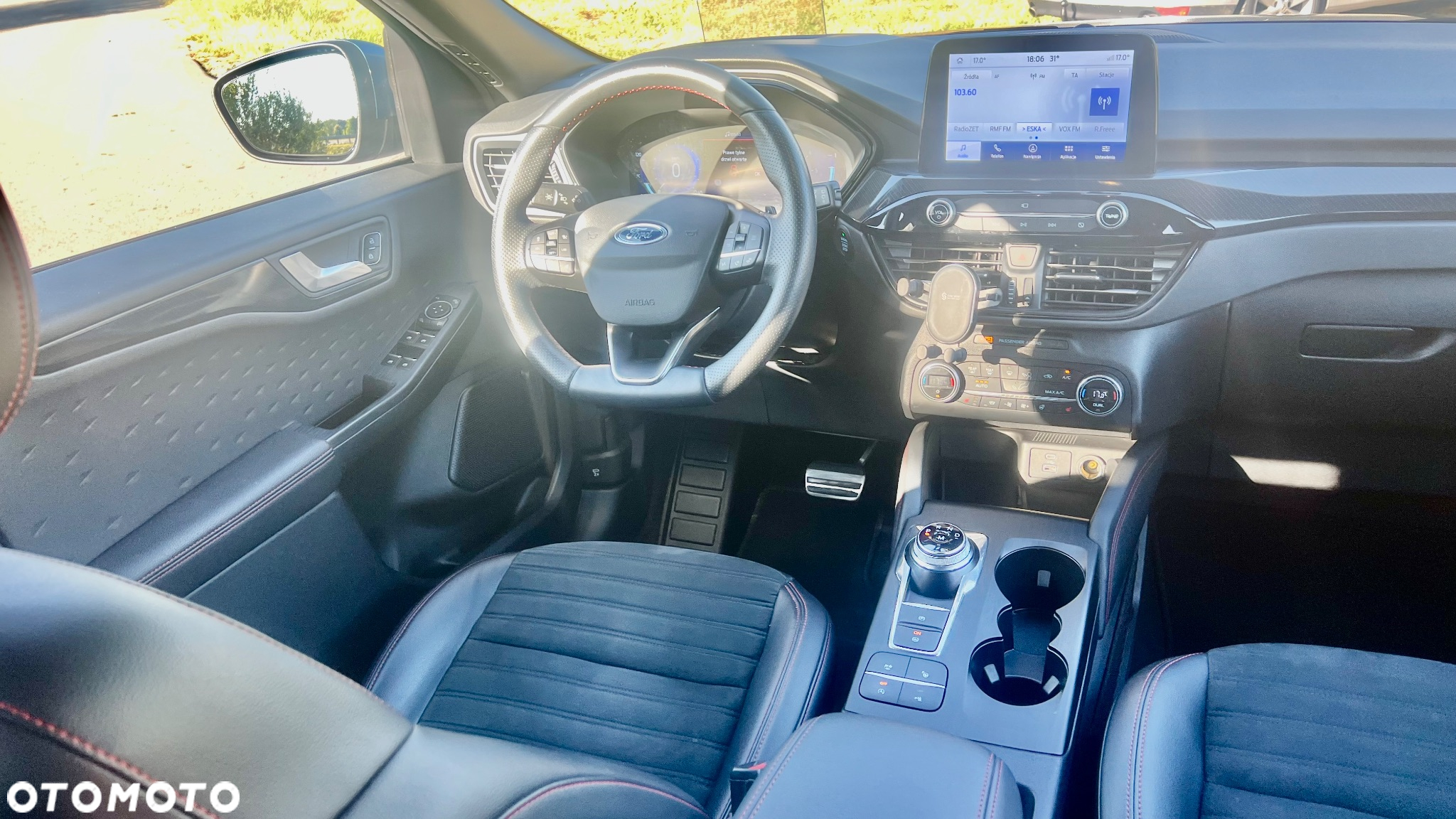 Ford Kuga 2.0 EcoBlue 4x4 ST-LINE - 12