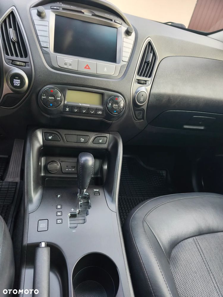 Hyundai ix35 2.0 CRDi 4WD Automatik Premium - 20