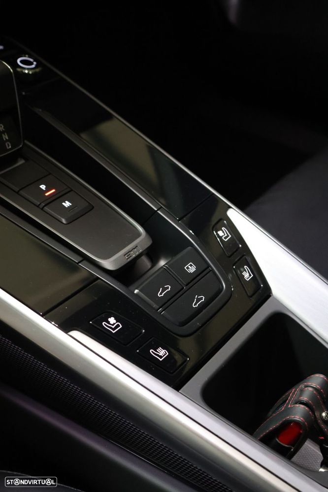 Porsche 911 (992) Turbo S PDK - 38