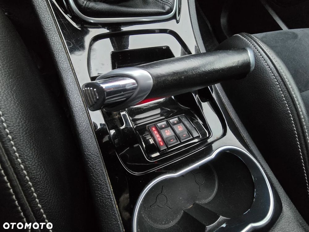 Ford S-Max 2.0 TDCi Titanium - 19