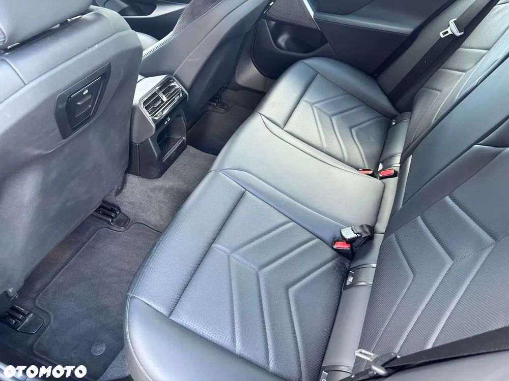 BMW Seria 5 520d mHEV M Sport - 19