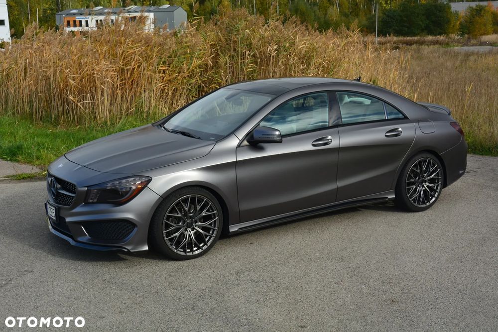 Mercedes-Benz CLA 250 7G-DCT AMG Line - 3