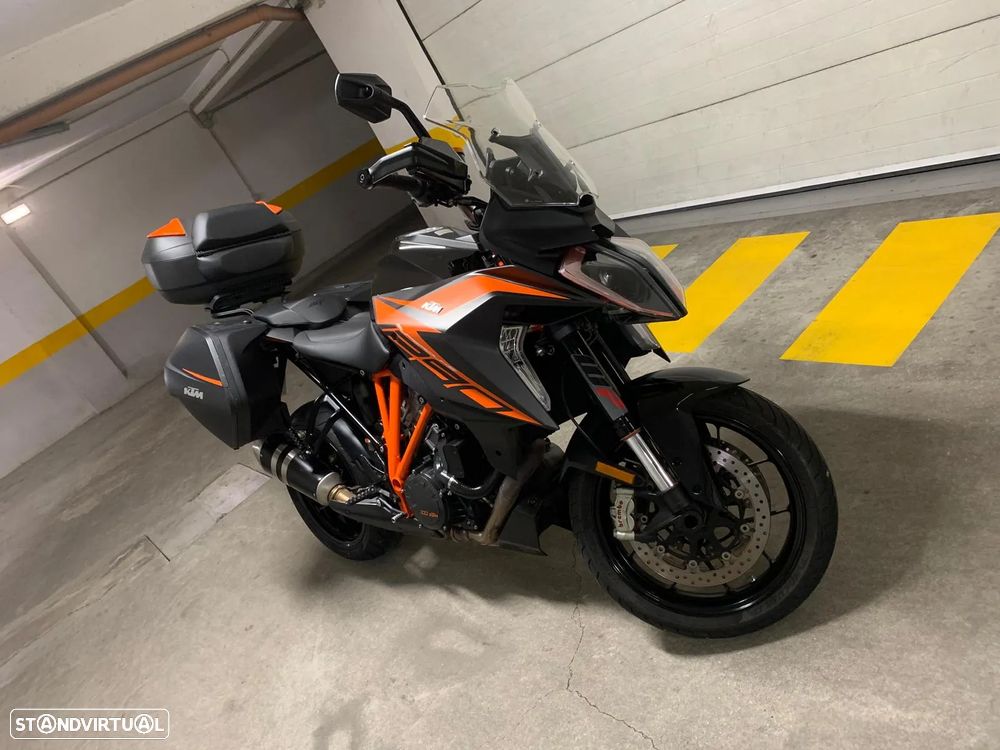 KTM Superduke 1290 SuperDuke GT - 4