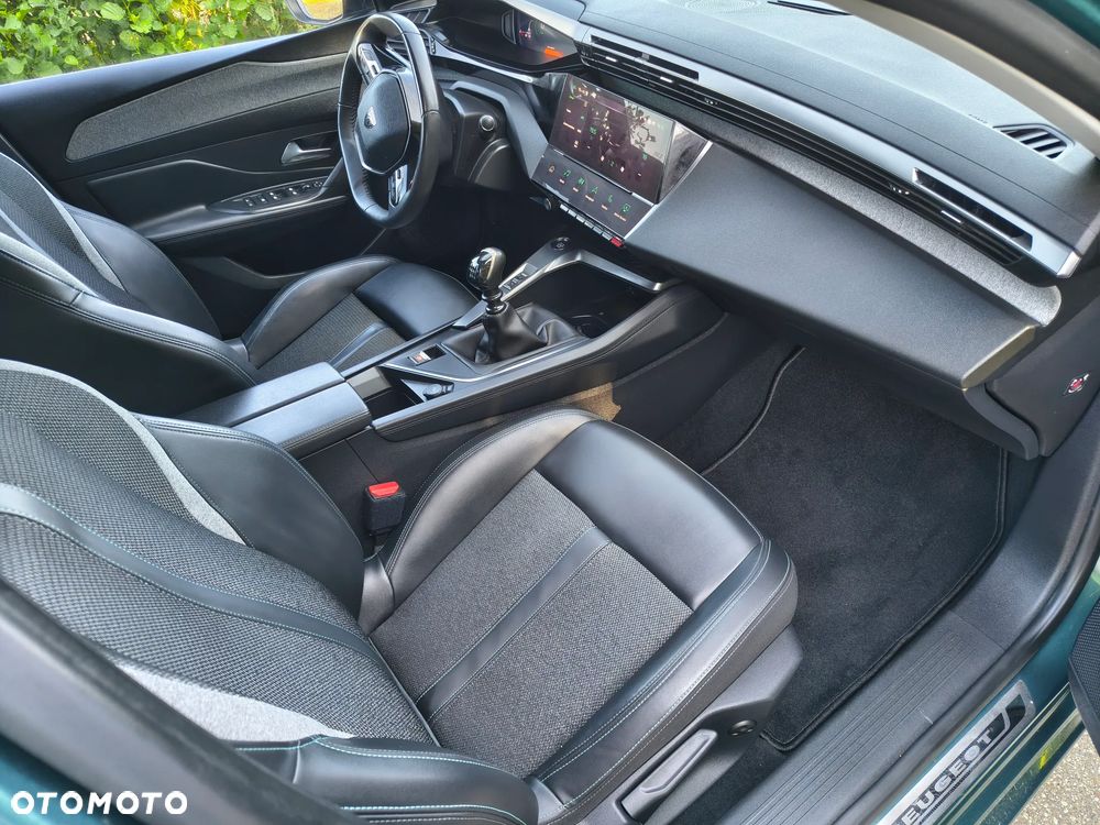 Peugeot 308 1.2 PureTech Allure S&S - 9