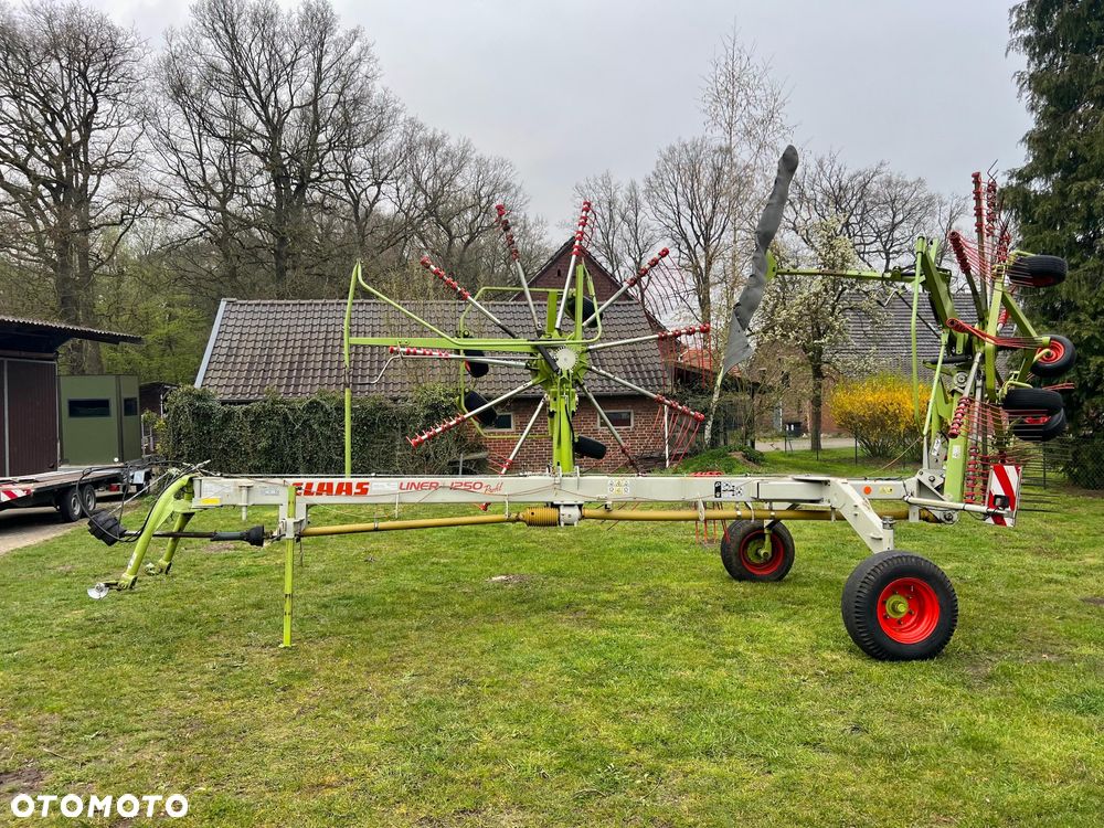 Claas Liner 1250 profil - 1