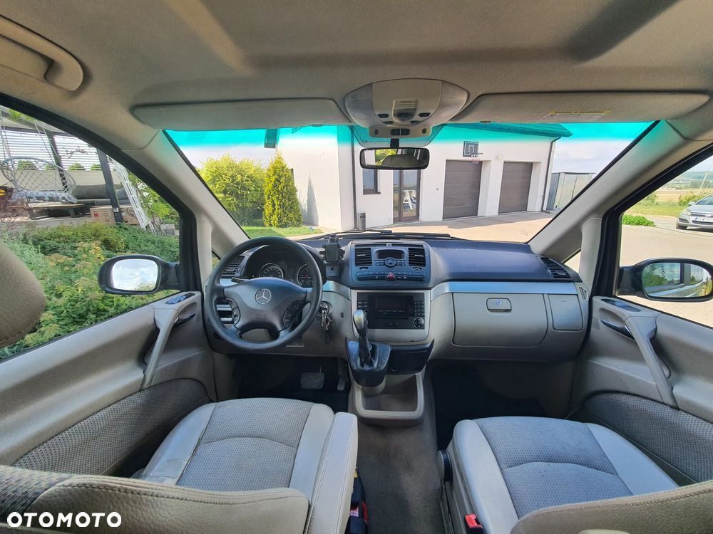 Mercedes-Benz Viano - 9