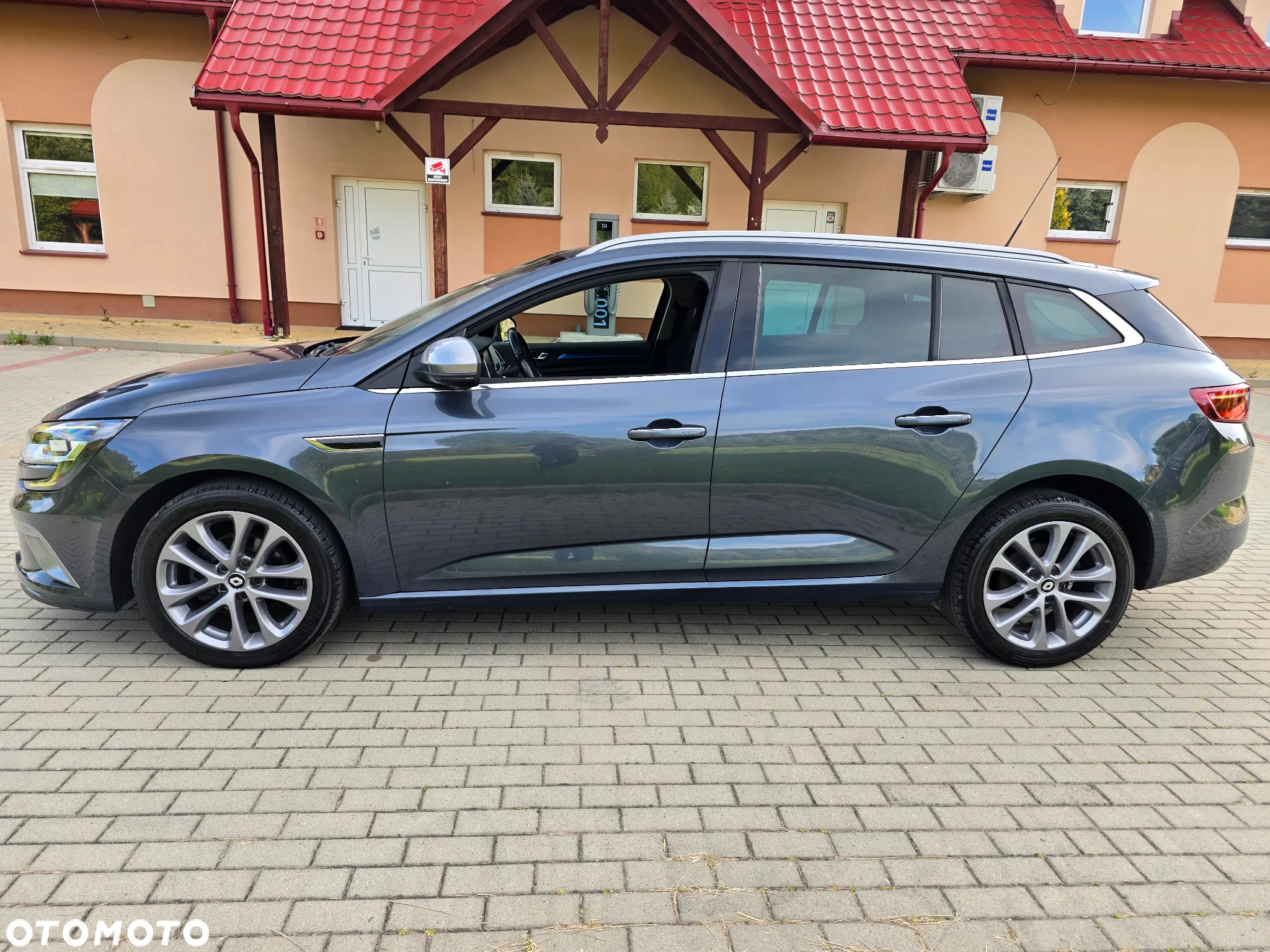 Renault Megane Grandtour ENERGY TCe 130 GT LINE - 18