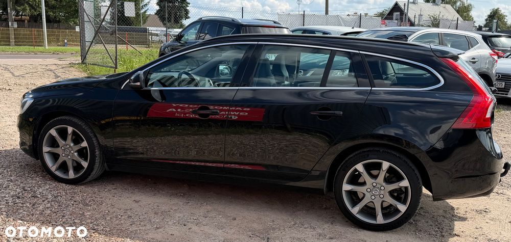 Volvo V60 D3 Drive-E Momentum - 35