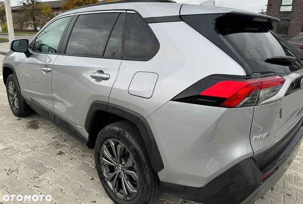 Toyota RAV4 - 3