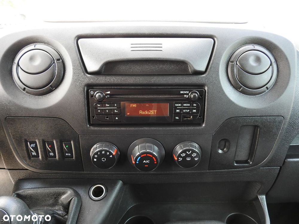 Renault MASTER PLANDEKA 8 PALET TEMPOMAT KLIMATYZACJA  170KM - 34