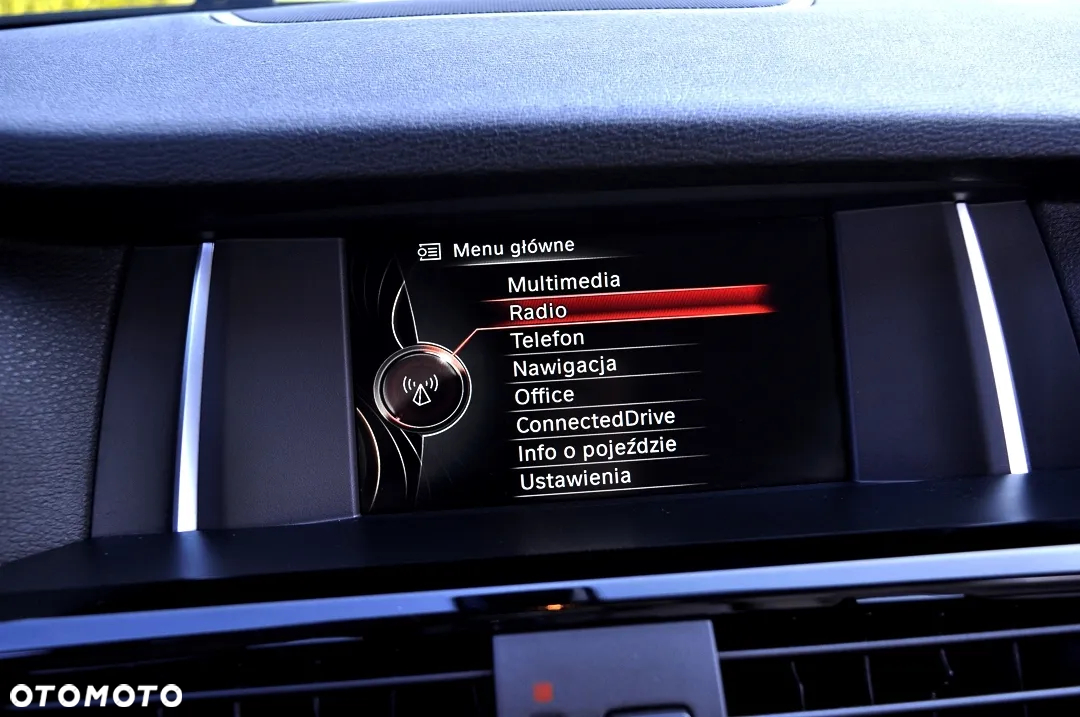 BMW X3 sDrive18d Business Edition - 23