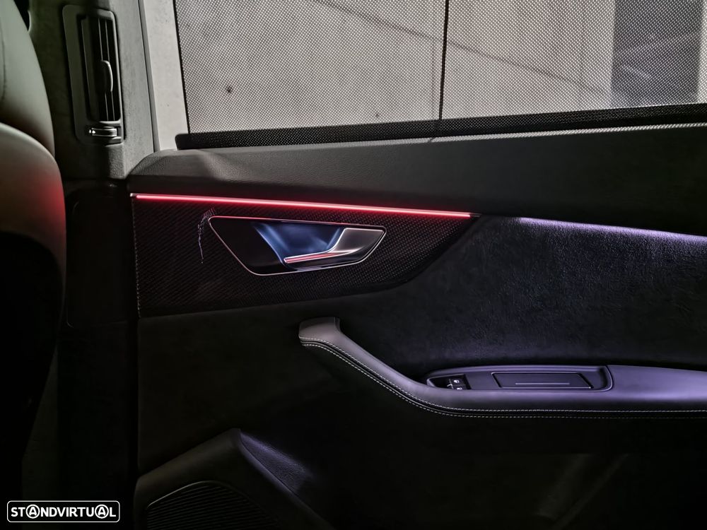 Audi SQ8 - 57