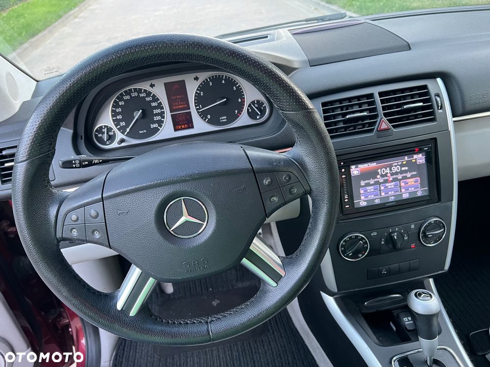 Mercedes-Benz Klasa B 170 Autotronic Special Edition - 7