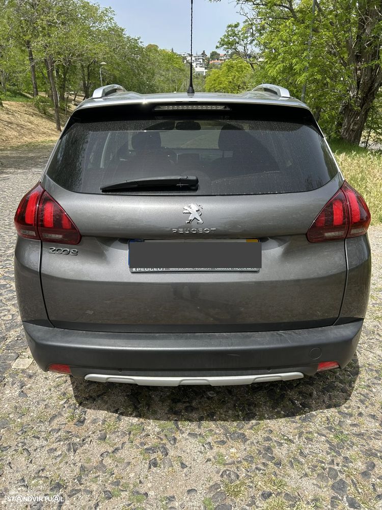 Peugeot 2008 1.2 PureTech Allure - 11
