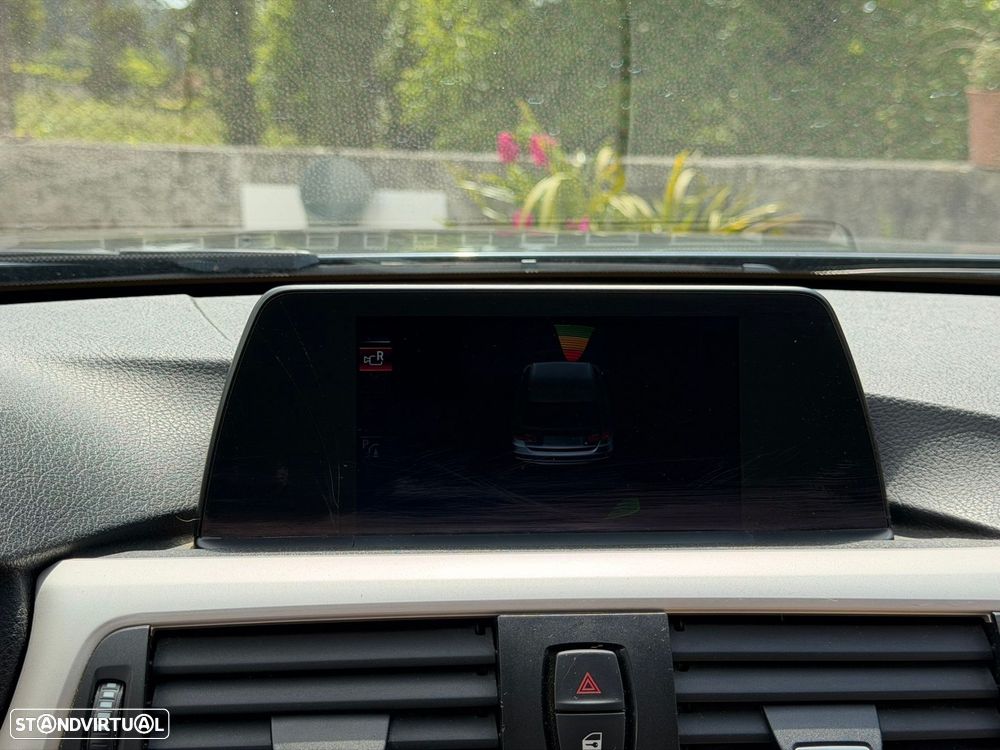 BMW 316 d Pack M - 45