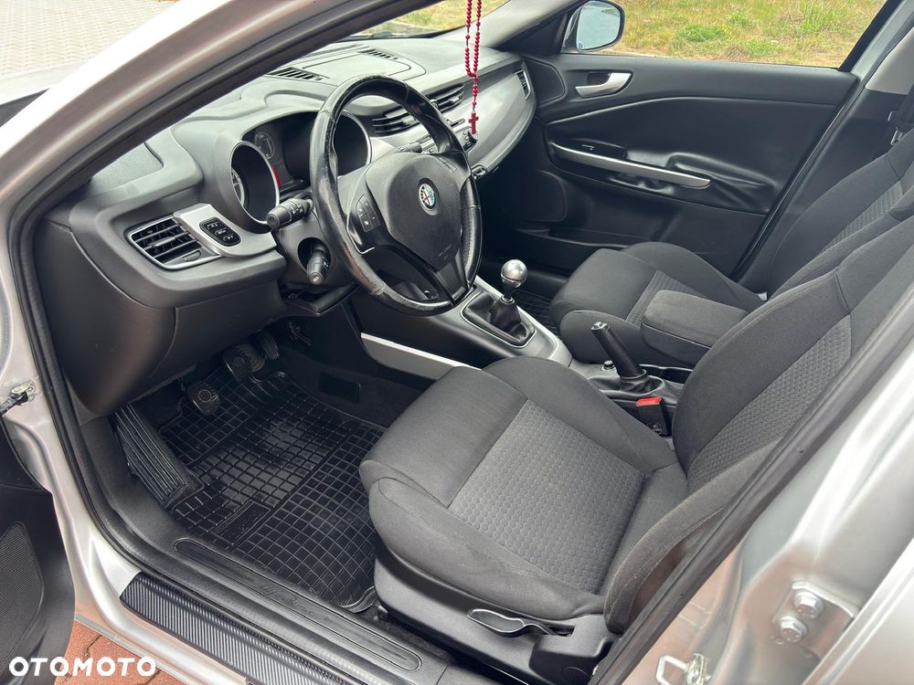 Alfa Romeo Giulietta 1.6 JTDM Progression - 16