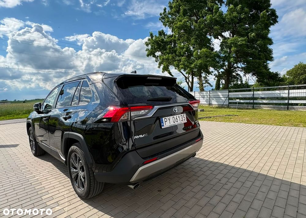 Toyota RAV4 - 5