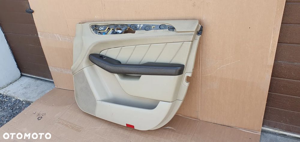 Boczek tapicerka drzwi prawy przód przednia prawa Mercedes GL X166 W166 - 3