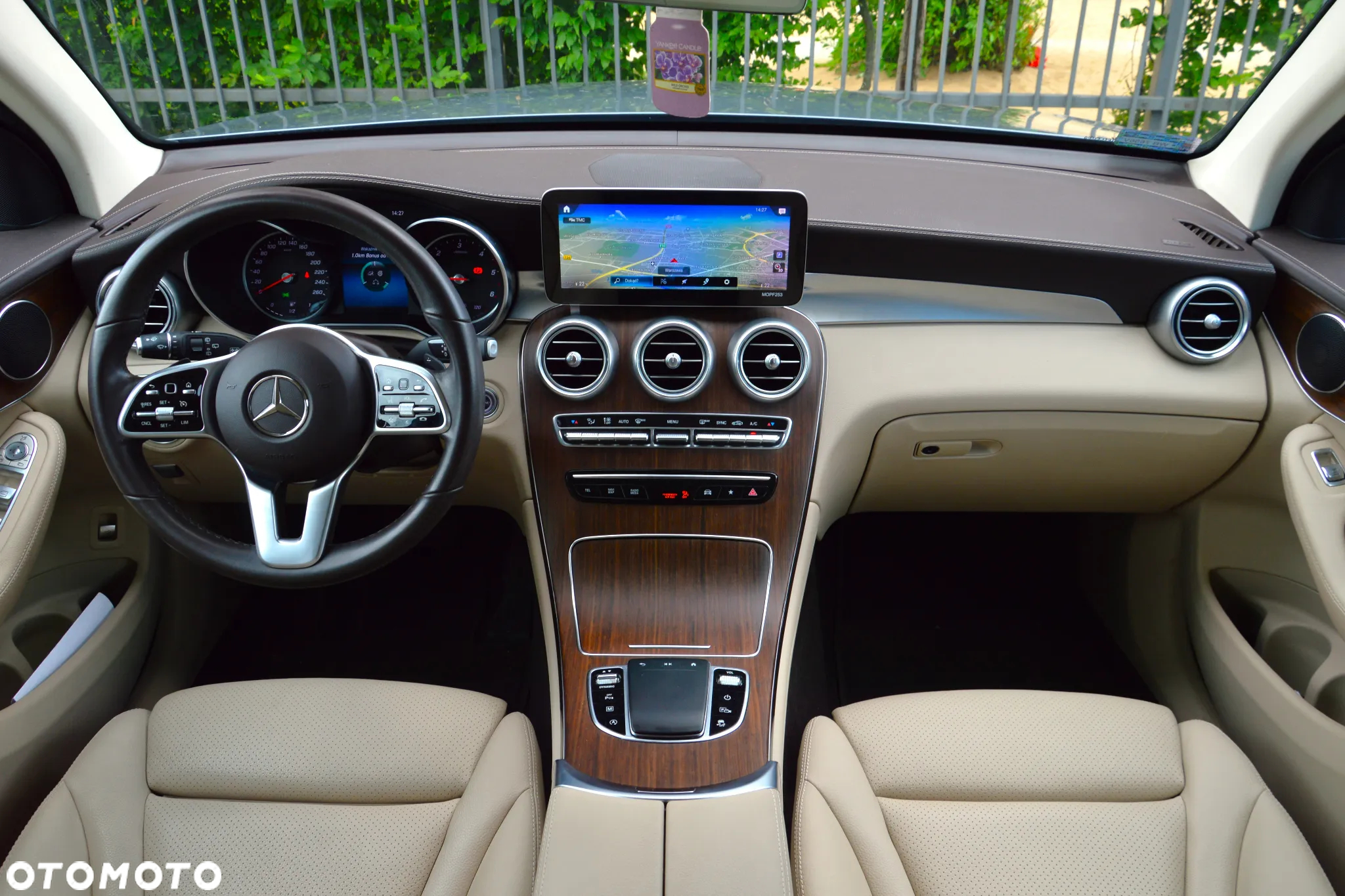 Mercedes-Benz GLC 200 d 4-Matic - 3
