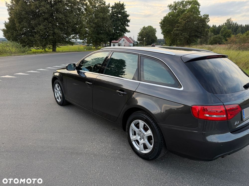 Audi A4 Avant 2.0 TDI - 23