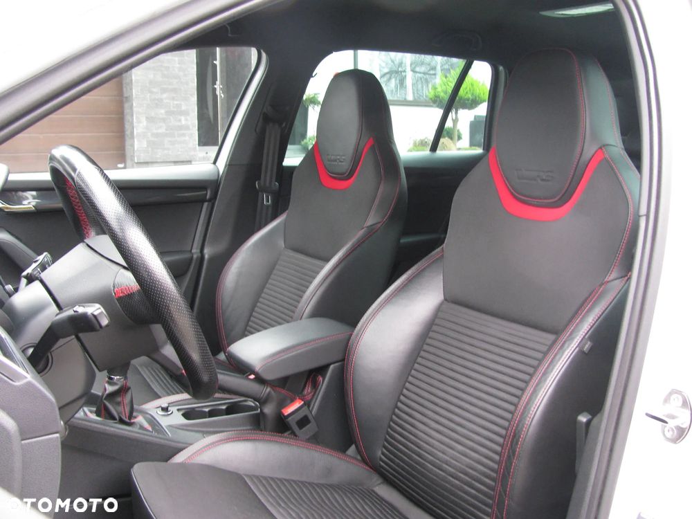 Skoda Octavia 2.0 TDI (Green tec) RS - 16