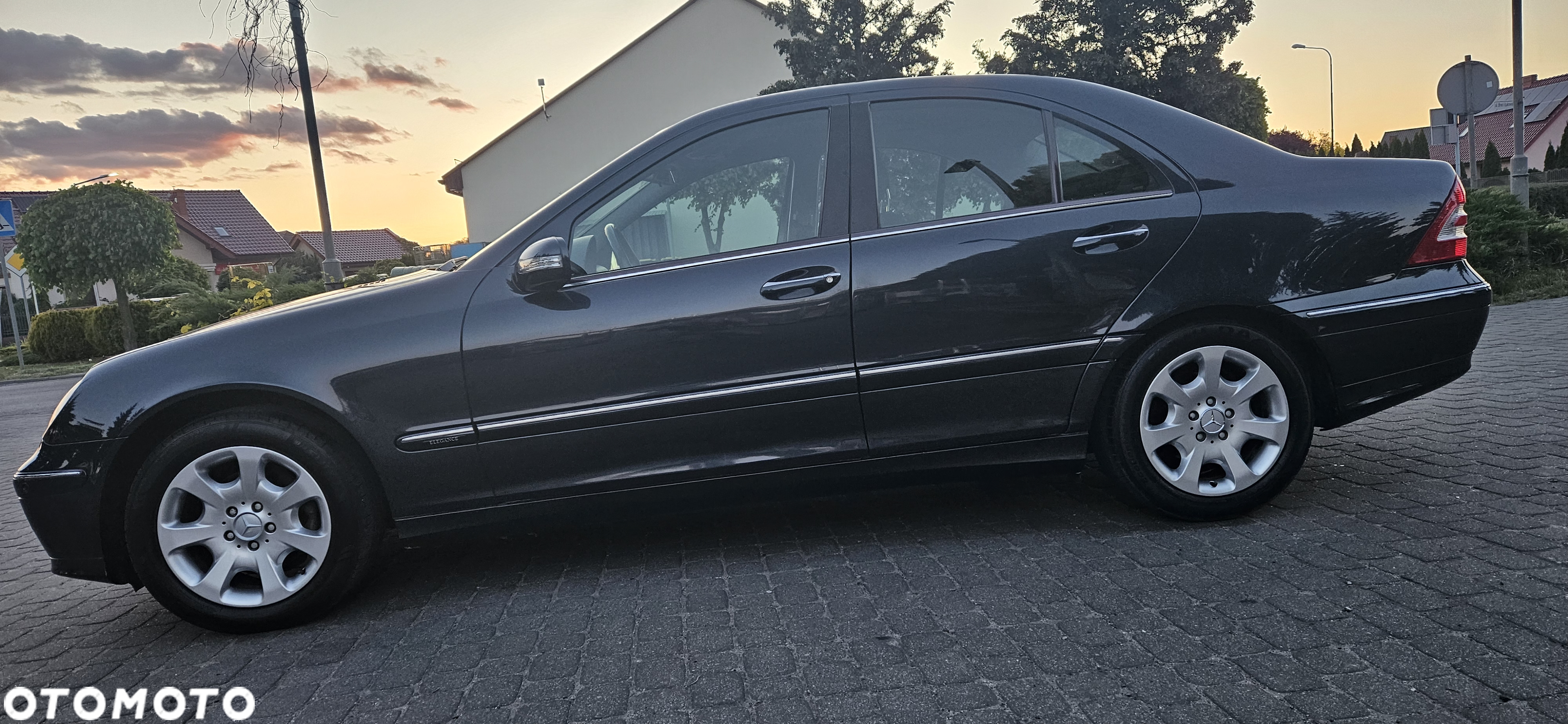 Mercedes-Benz Klasa C 180 T Kompressor Avantgarde - 5